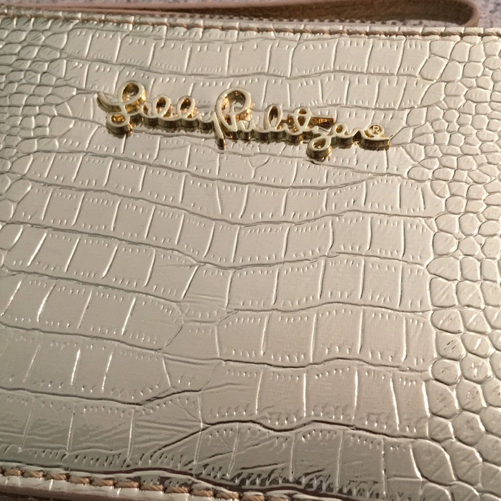 Lilly Pulitzer clutch